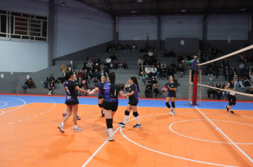 Foto - CAMPEONATO MUNICIPAL DE VÔLEI FEMININO 