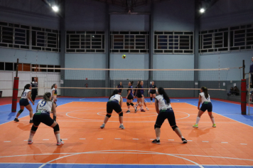Foto - CAMPEONATO MUNICIPAL DE VÔLEI FEMININO 