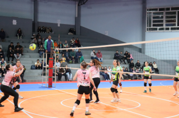 Foto - CAMPEONATO MUNICIPAL DE VÔLEI FEMININO 