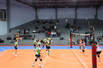 Foto - CAMPEONATO MUNICIPAL DE VÔLEI FEMININO 