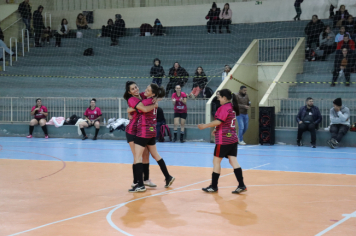 Foto - CAMPEONATO POPULAR MUNICIPAL DE FUTSAL FEMININO