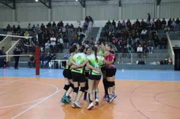Foto - FINAL DO CAMPEONATO MUNICIPAL DE VÔLEI FEMININO