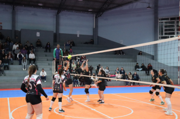 Foto - CAMPEONATO MUNICIPAL DE VÔLEI FEMININO 