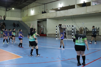Foto - CAMPEONATO MUNICIPAL DE HANDEBOL FEMININO