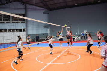 Foto - CAMPEONATO MUNICIPAL DE VÔLEI FEMININO 