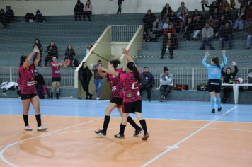 Foto - CAMPEONATO POPULAR MUNICIPAL DE FUTSAL FEMININO
