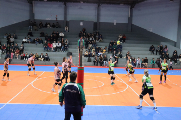 Foto - CAMPEONATO MUNICIPAL DE VÔLEI FEMININO 