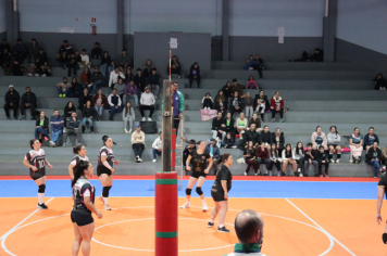 Foto - CAMPEONATO MUNICIPAL DE VÔLEI FEMININO 