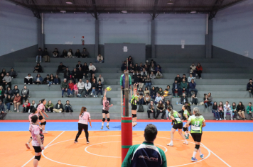 Foto - CAMPEONATO MUNICIPAL DE VÔLEI FEMININO 