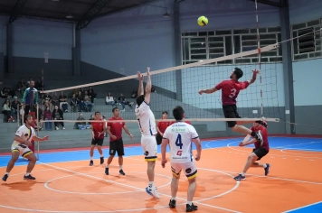 Foto - CAMPEONATO DE VÔLEI 08/04/2026