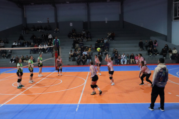 Foto - CAMPEONATO MUNICIPAL DE VÔLEI FEMININO 