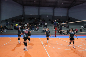 Foto - CAMPEONATO MUNICIPAL DE VÔLEI FEMININO 
