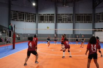 Foto - CAMPEONATO MUNICIPAL DE VÔLEI FEMININO 
