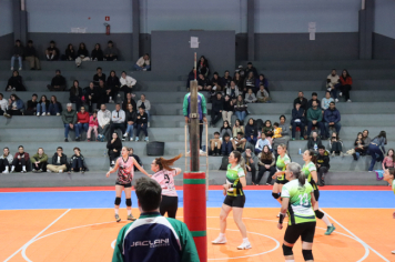 Foto - CAMPEONATO MUNICIPAL DE VÔLEI FEMININO 