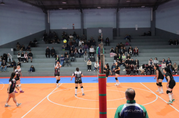 Foto - CAMPEONATO MUNICIPAL DE VÔLEI FEMININO 