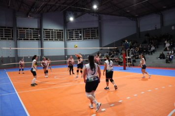 Foto - CAMPEONATO MUNICIPAL DE VÔLEI FEMININO 