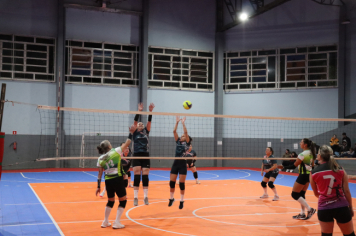 Foto - CAMPEONATO MUNICIPAL DE VÔLEI FEMININO 