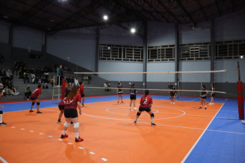 Foto - CAMPEONATO MUNICIPAL DE VÔLEI FEMININO 