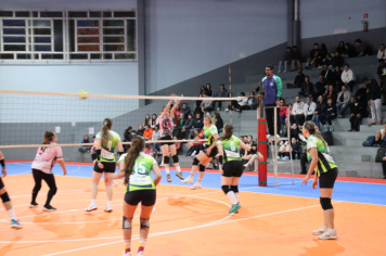 Foto - CAMPEONATO MUNICIPAL DE VÔLEI FEMININO 