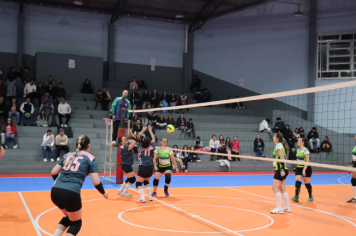 Foto - CAMPEONATO MUNICIPAL DE VÔLEI FEMININO 