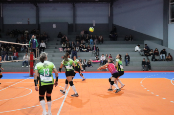 Foto - CAMPEONATO MUNICIPAL DE VÔLEI FEMININO 
