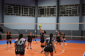 Foto - CAMPEONATO MUNICIPAL DE VÔLEI FEMININO 