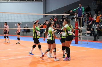 Foto - CAMPEONATO MUNICIPAL DE VÔLEI FEMININO 