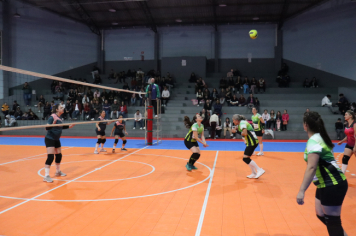 Foto - CAMPEONATO MUNICIPAL DE VÔLEI FEMININO 