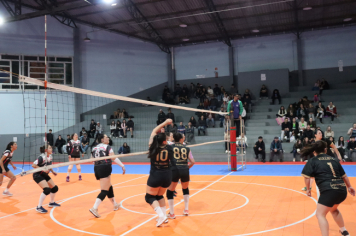 Foto - CAMPEONATO MUNICIPAL DE VÔLEI FEMININO 