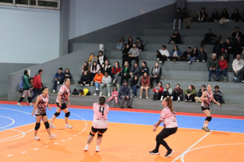 Foto - CAMPEONATO MUNICIPAL DE VÔLEI FEMININO 