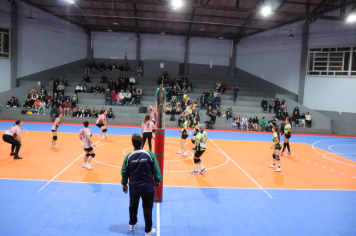 Foto - CAMPEONATO MUNICIPAL DE VÔLEI FEMININO 