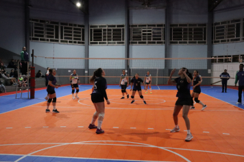 Foto - CAMPEONATO MUNICIPAL DE VÔLEI FEMININO 