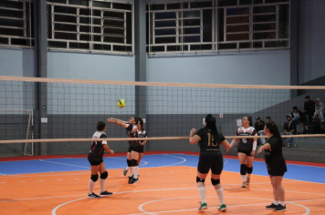 Foto - CAMPEONATO MUNICIPAL DE VÔLEI FEMININO 