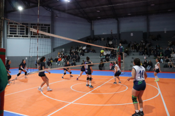Foto - CAMPEONATO MUNICIPAL DE VÔLEI FEMININO 