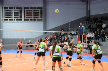 Foto - CAMPEONATO MUNICIPAL DE VÔLEI FEMININO 