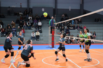 Foto - CAMPEONATO MUNICIPAL DE VÔLEI FEMININO 