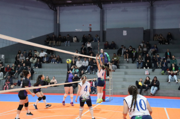 Foto - CAMPEONATO MUNICIPAL DE VÔLEI FEMININO 
