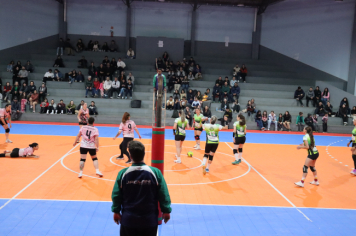 Foto - CAMPEONATO MUNICIPAL DE VÔLEI FEMININO 