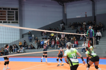 Foto - CAMPEONATO MUNICIPAL DE VÔLEI FEMININO 