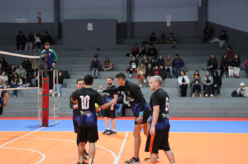 Foto - PREMIAÇÃO DO CAMPEONATO MUNICIPAL DE VÔLEI MASCULINO