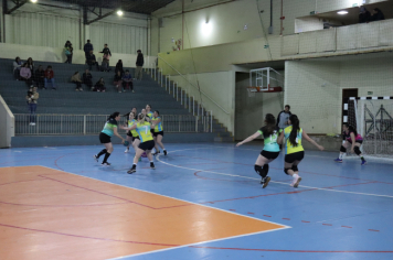 Foto - CAMPEONATO MUNICIPAL DE HANDEBOL FEMININO