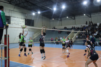 Foto - FINAL DO CAMPEONATO MUNICIPAL DE VÔLEI FEMININO