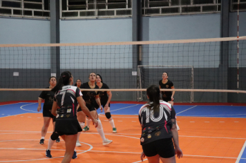 Foto - CAMPEONATO MUNICIPAL DE VÔLEI FEMININO 