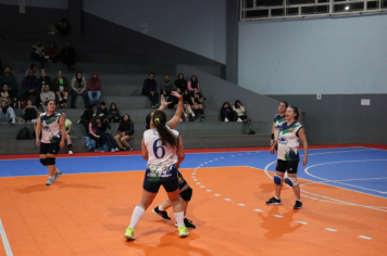 Foto - CAMPEONATO MUNICIPAL DE VÔLEI FEMININO 