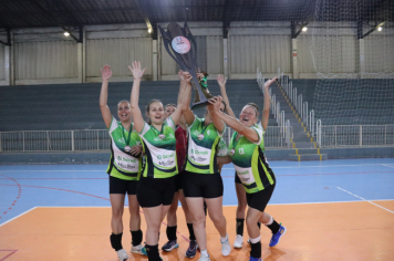 Foto - FINAL DO CAMPEONATO MUNICIPAL DE VÔLEI FEMININO