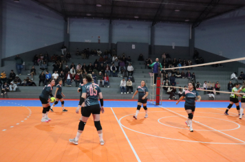 Foto - CAMPEONATO MUNICIPAL DE VÔLEI FEMININO 