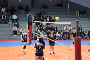 Foto - CAMPEONATO MUNICIPAL DE VÔLEI FEMININO 