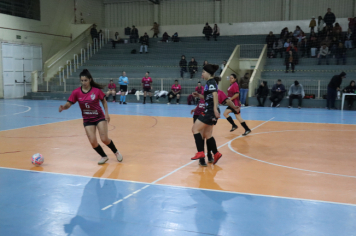 Foto - CAMPEONATO POPULAR MUNICIPAL DE FUTSAL FEMININO