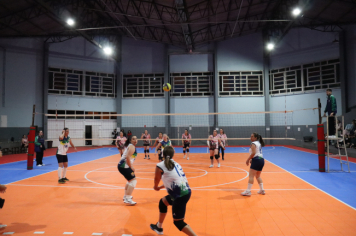 Foto - CAMPEONATO MUNICIPAL DE VÔLEI FEMININO 