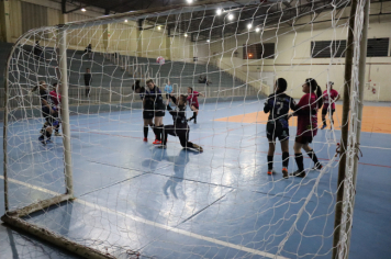 Foto - CAMPEONATO POPULAR MUNICIPAL DE FUTSAL FEMININO